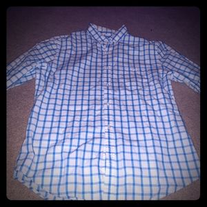 Long sleeve buttoned down shirt